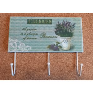 Fali fogas - A garden 3