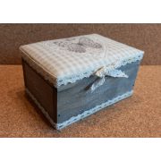 Fa ládika pillangós, párnázott